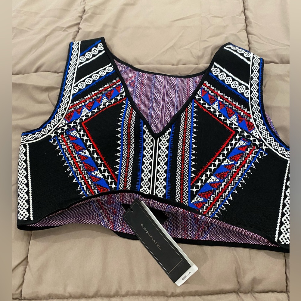 NWT-BCBG Woven Top